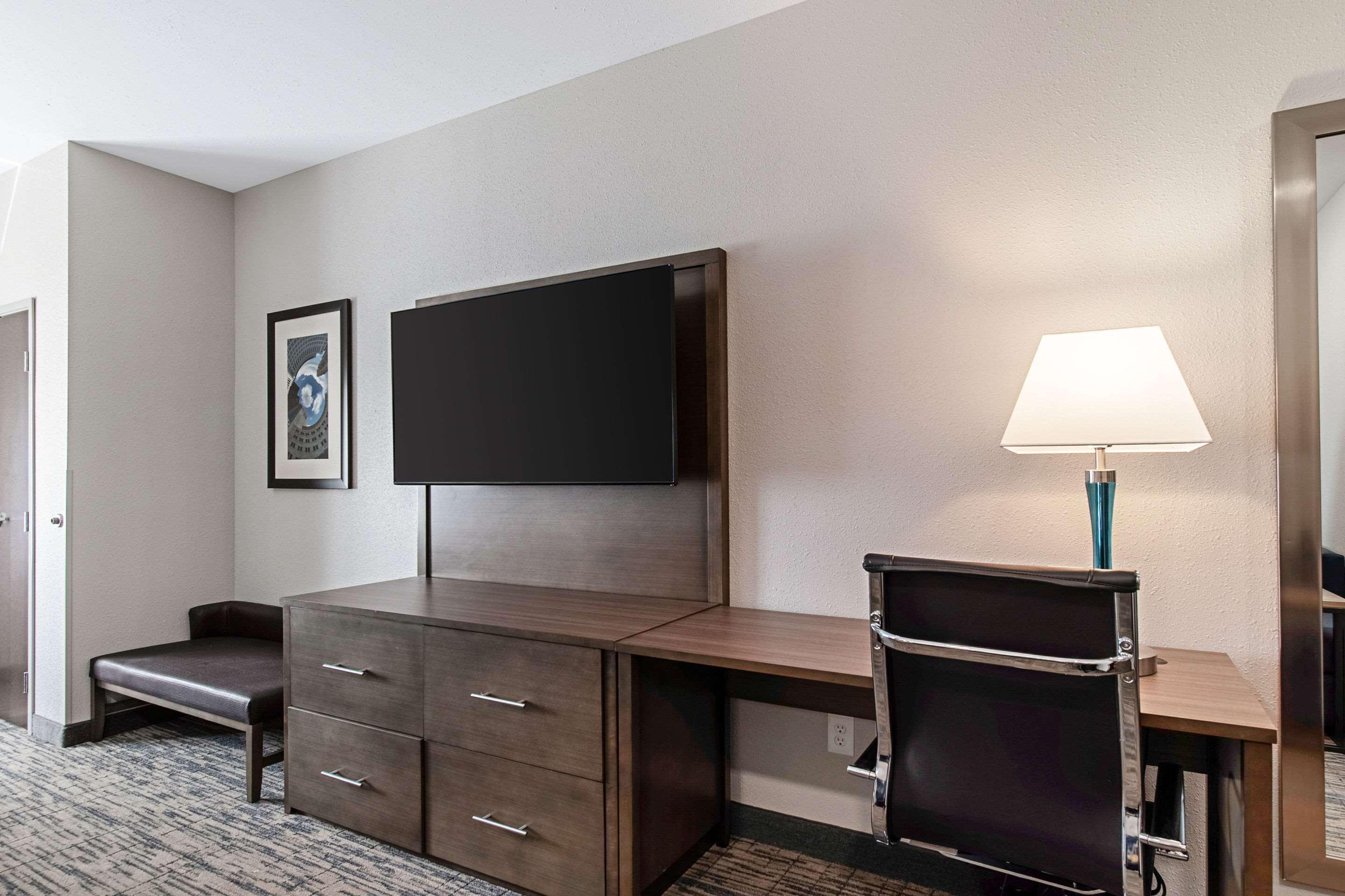 Comfort Suites Grove City - Columbus South Bagian luar foto