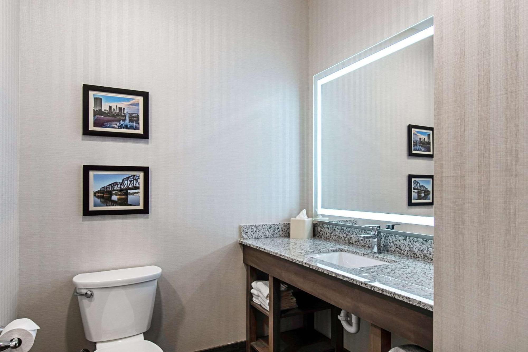 Comfort Suites Grove City - Columbus South Bagian luar foto